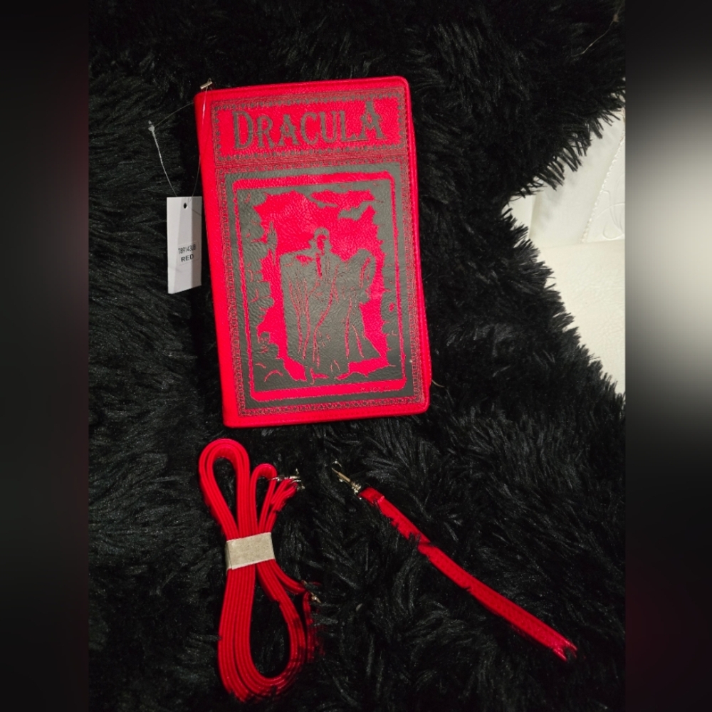 Red Universal Monsters Dracula Vampire Bram Stoker crossbody or Wristlet Bag NWT